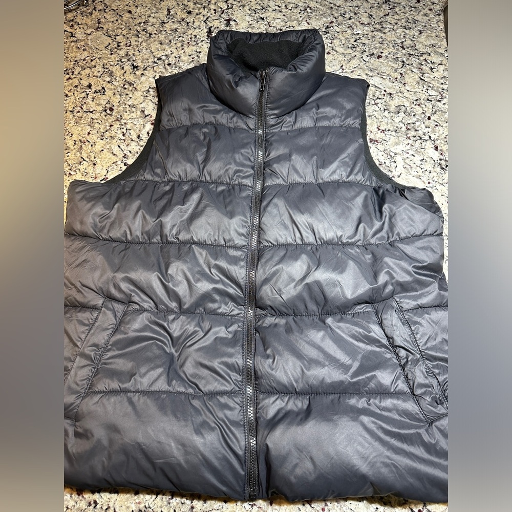 Old‎ Navy Black Quilted Puffer Vest Full Zip Women’s Size Large L - Picture 4 of 6
